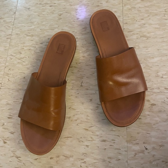 Fit Flop Brown Leather Slides - Picture 3 of 3